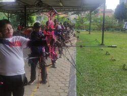 Perebutan Tiket Tim Panahan Batam Dimulai, 24 Atlet Adu Akurasi