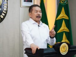 Jaksa Agung Rombak 29 Pejabat, Kajati Kepri Diganti