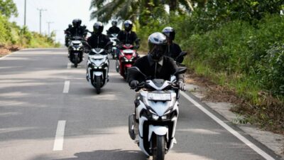Jangan Nekat! Ini Tips Aman Berkendara Saat Jarak Pandang Terbatas